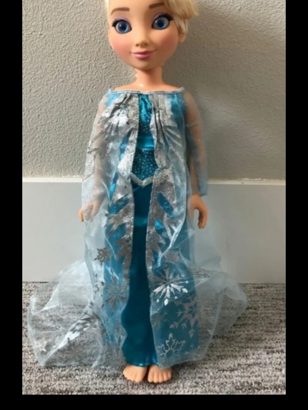Disney Princess Elsa Frozen Doll 18" Jakks Pacific